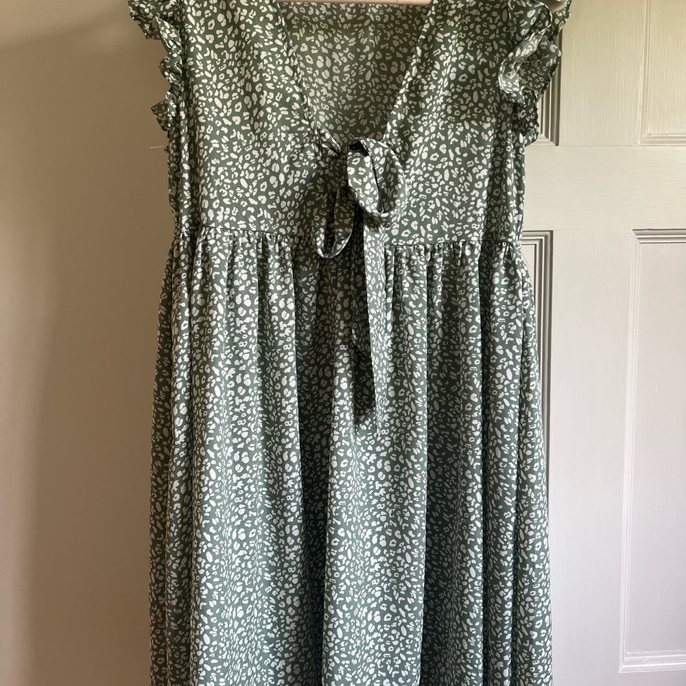 SHEIN Green Tie Front Ruched Mini Sundress